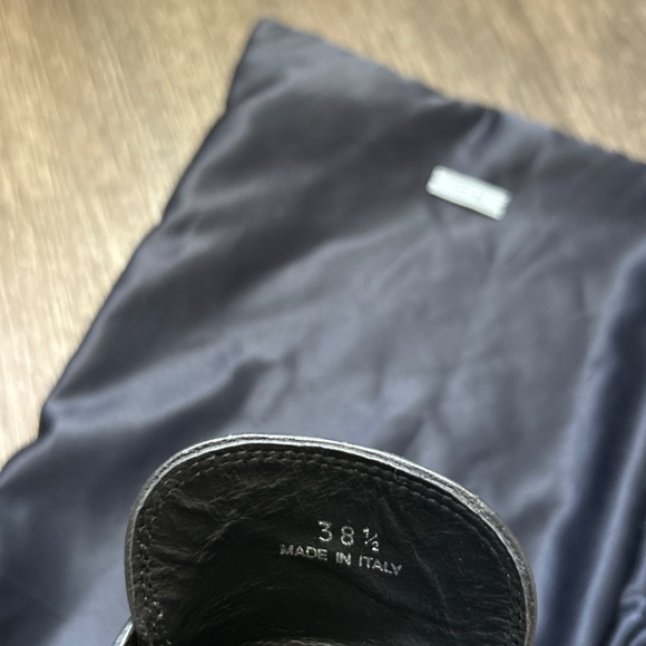 Women’s Prada loafers - Picture 4 of 4